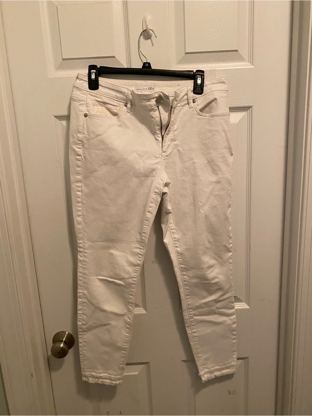 Ann Taylor Curvy Skinny White Ankle Crop Jeans